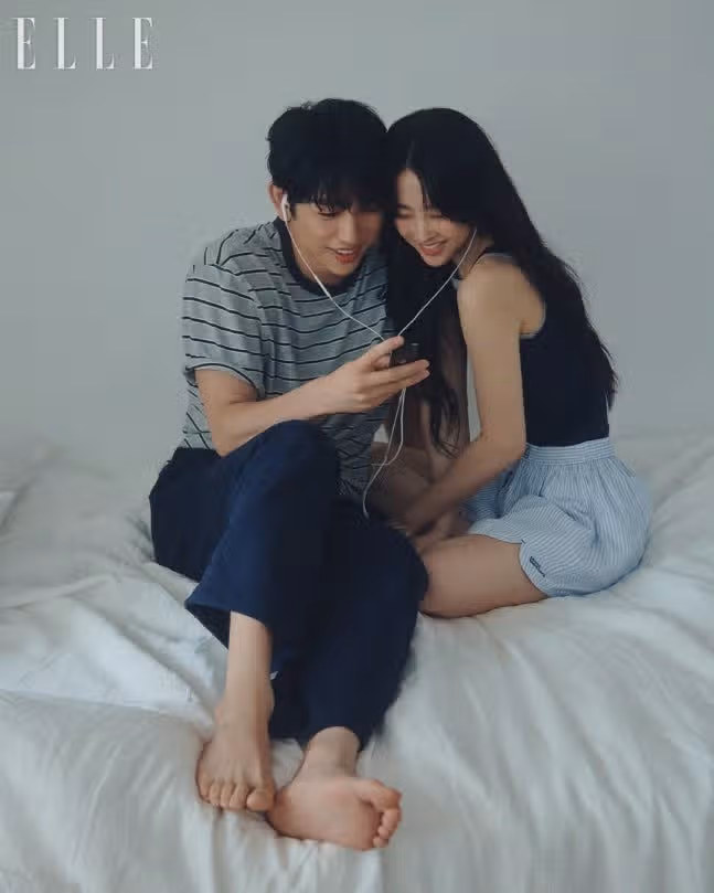 둘이 현실커플이 아닌거 맞나요..수상해 수상해 ㅎㅎ