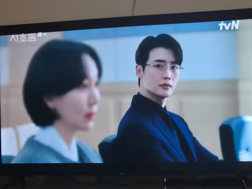첫사랑 남편의 이혼 변호사라니요...일로만 보기에는...