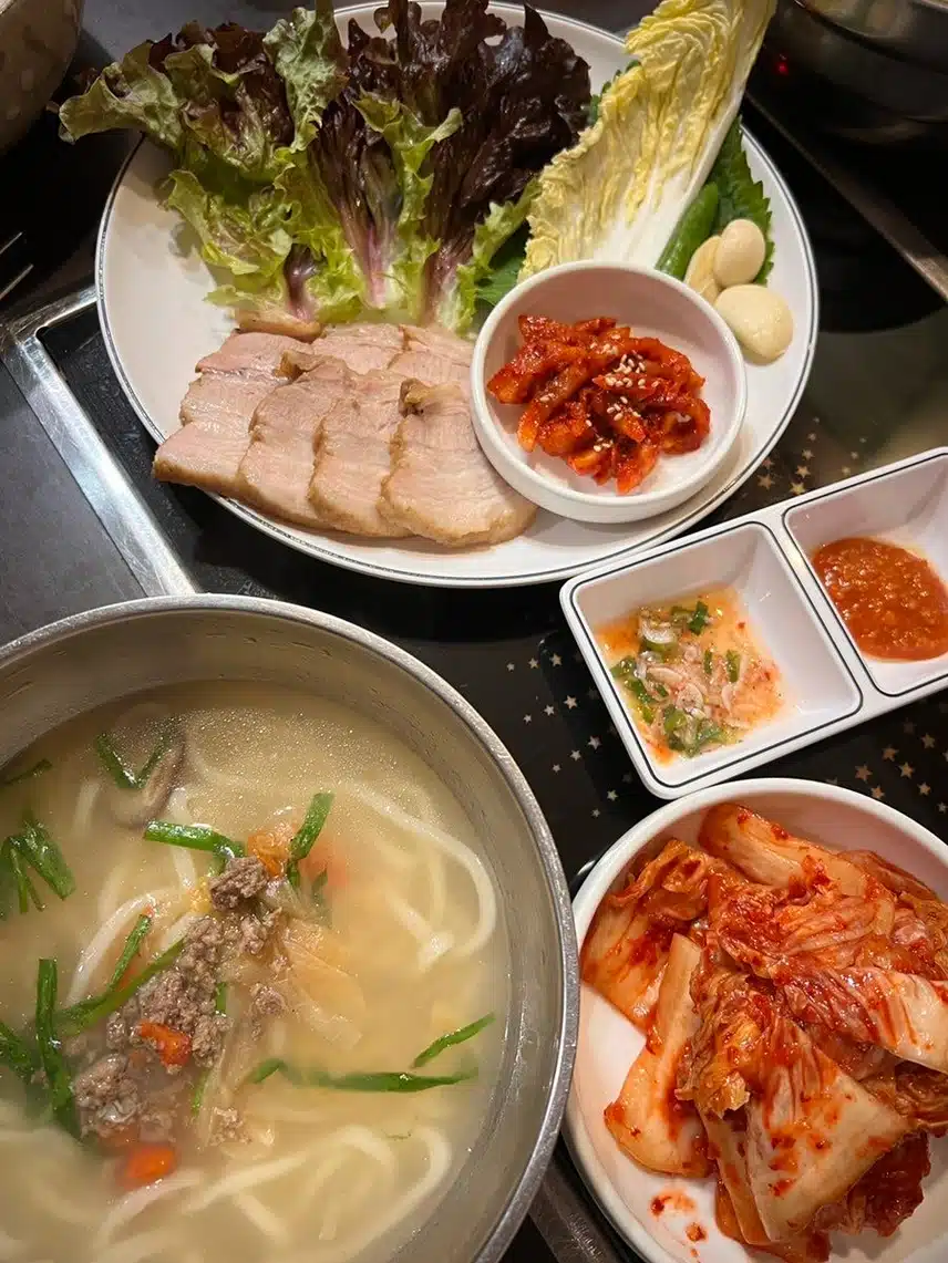 여름에 먹는 칼국수와 콩국수 참 별미에요