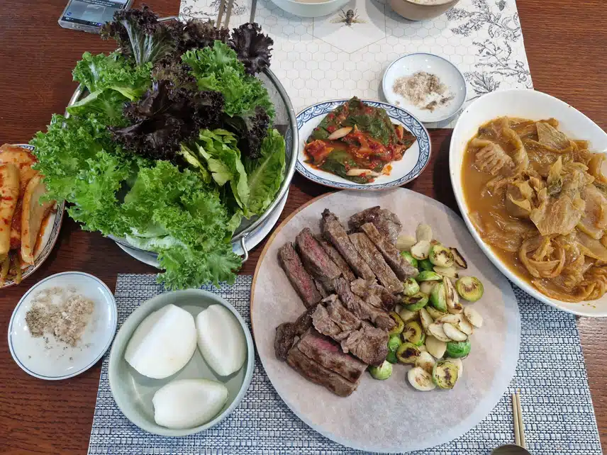 고기 구워서 단백질 그득 채워요..