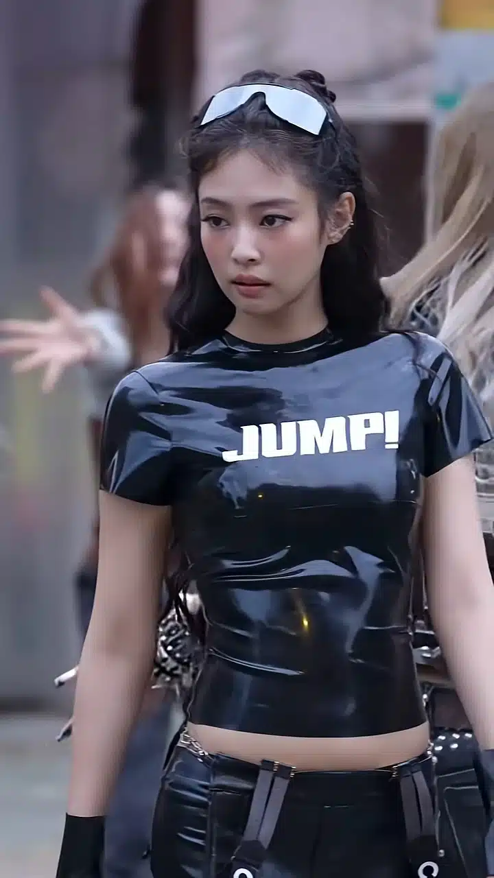 Jennie in the behind-the-scenes of the hip-hop MV