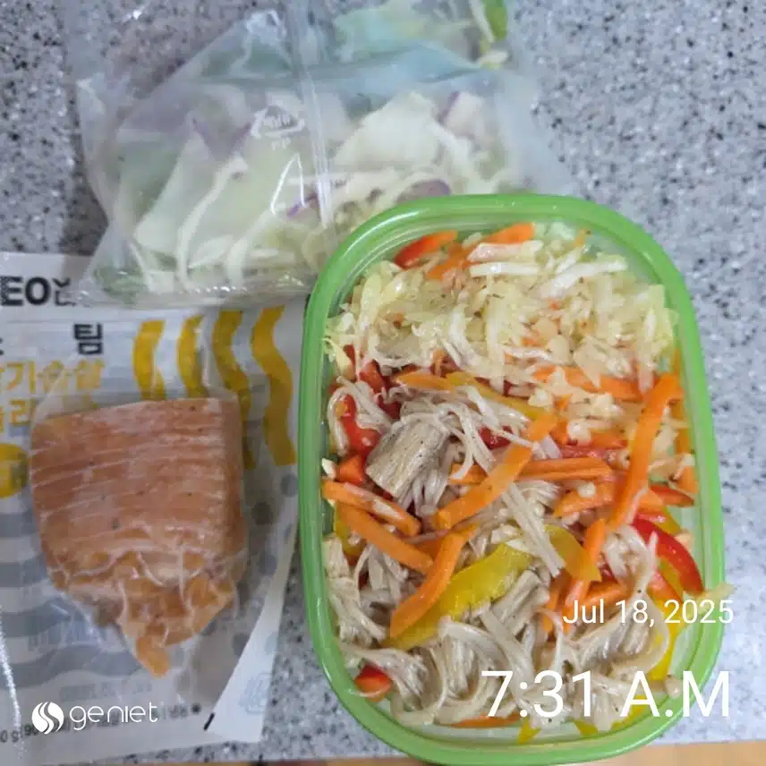 점심은 플라워카페에서 샐러드와 빙수
