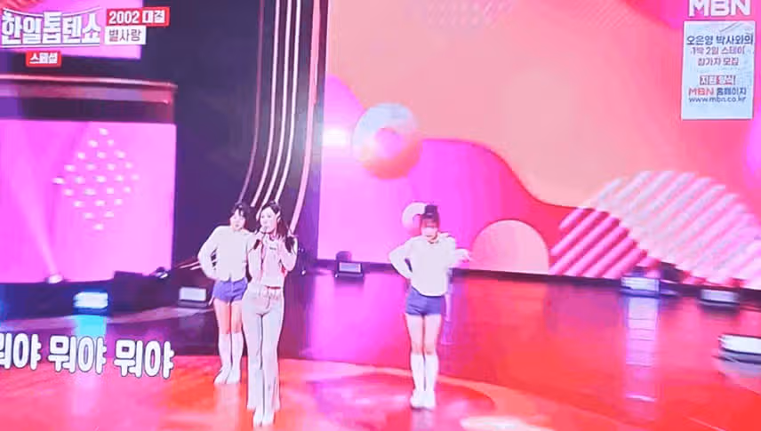 별사랑님 너무 예쁘네요 요즘 미모 물올랐네요  