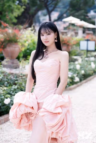 Kim Ji-won Bulgari Noblesse July issue photoshoot behind the scenes photosjpg