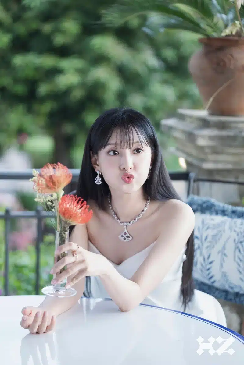 Kim Ji-won Bulgari Noblesse July issue photoshoot behind the scenes photosjpg