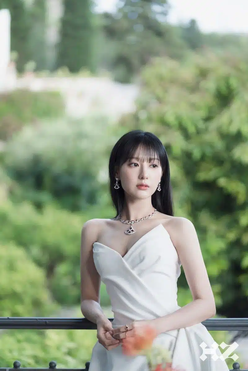 Kim Ji-won Bulgari Noblesse July issue photoshoot behind the scenes photosjpg