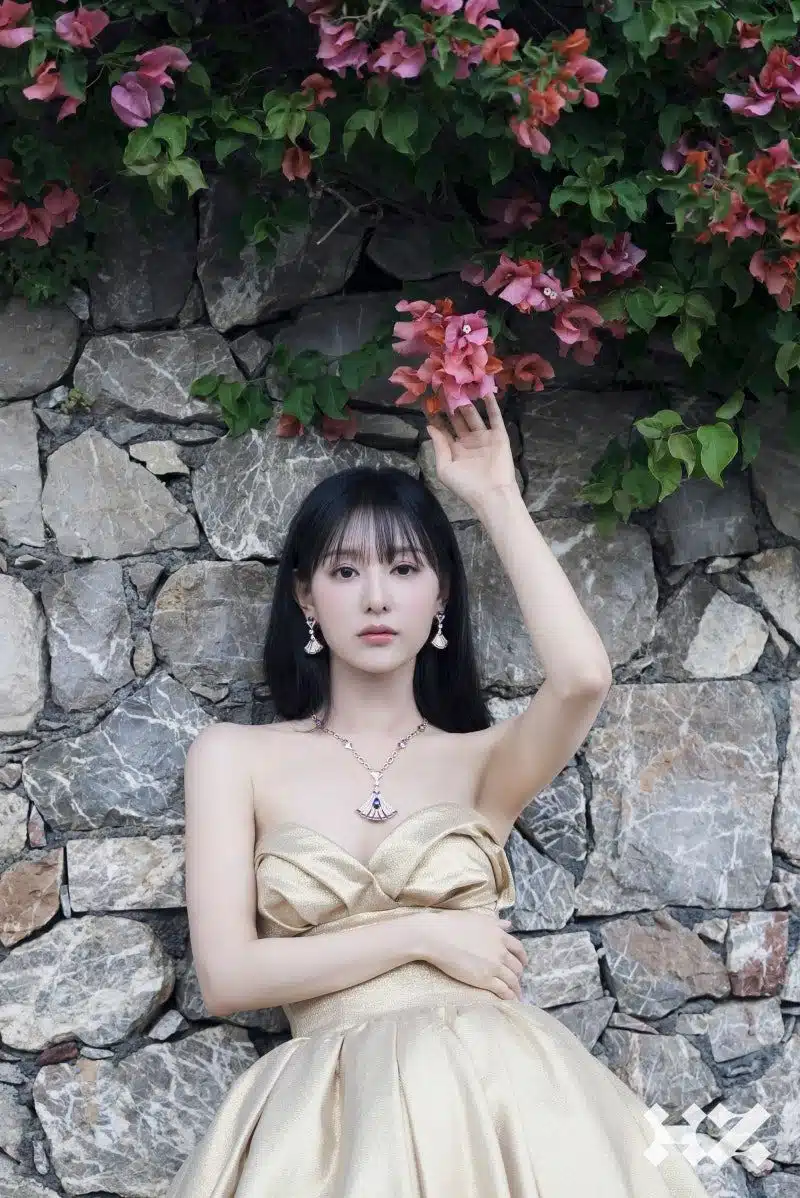 Kim Ji-won Bulgari Noblesse July issue photoshoot behind the scenes photosjpg