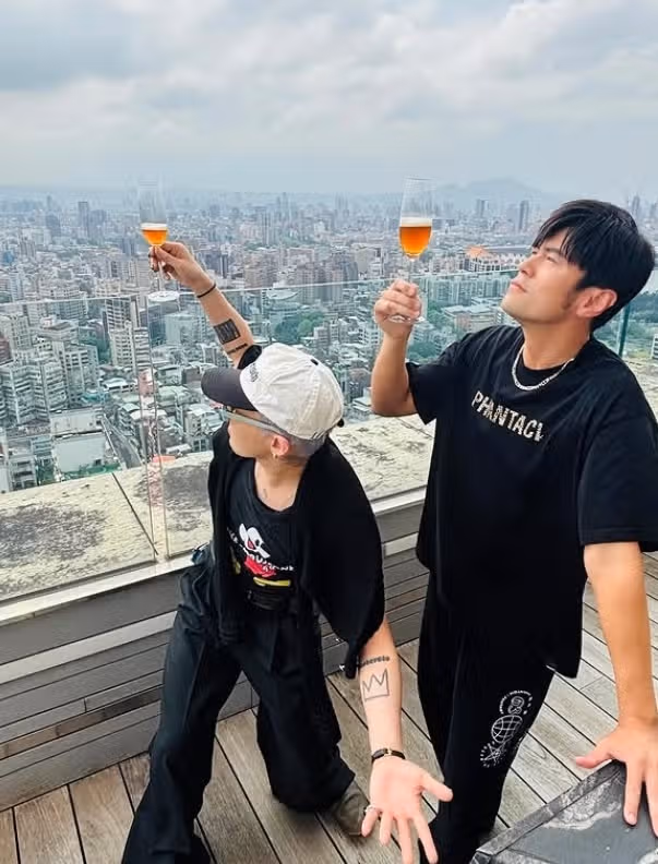 빅뱅 지드래곤님이 대만의 주걸륜과 만났네요..