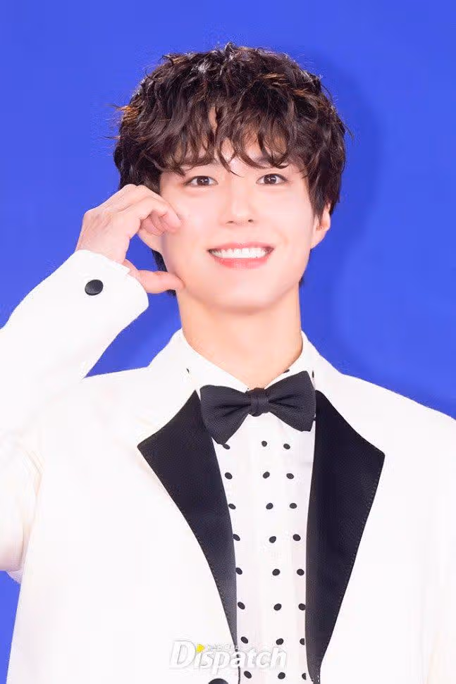 😆 보검님 청룡시리즈어워즈 사진 떴어용! 헤어가 너무 귀엽네여 😆