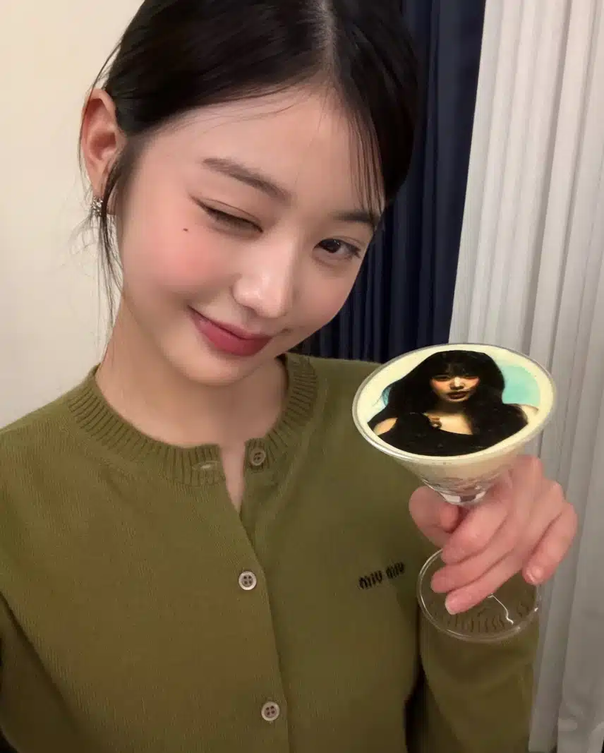 Wonyoung, you're wasting your coffee, so you're eating it 😉