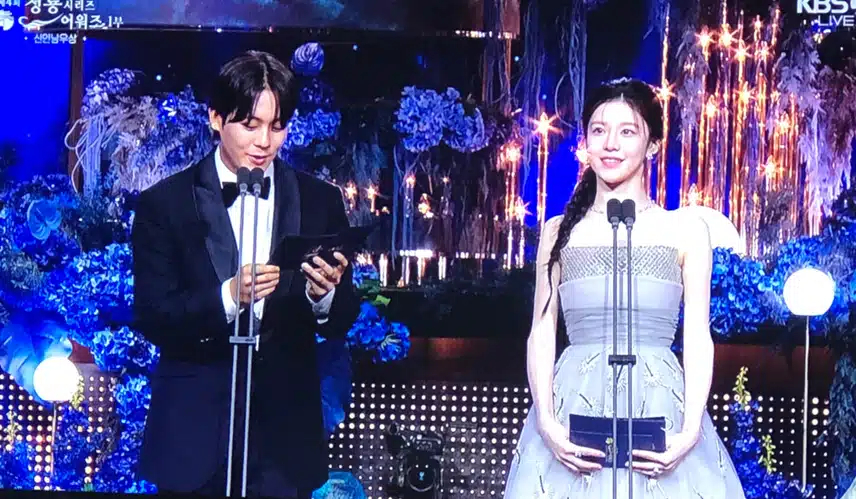 고윤정님 오늘도 엄청 긴장한거 같아요