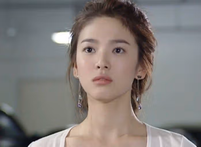 30년차 명배우 송혜교님의 '작품 40편' 분석