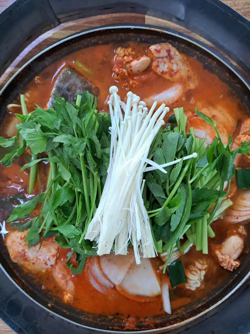 얼큰한 생대구탕 맛집 죽도 대구매운탕