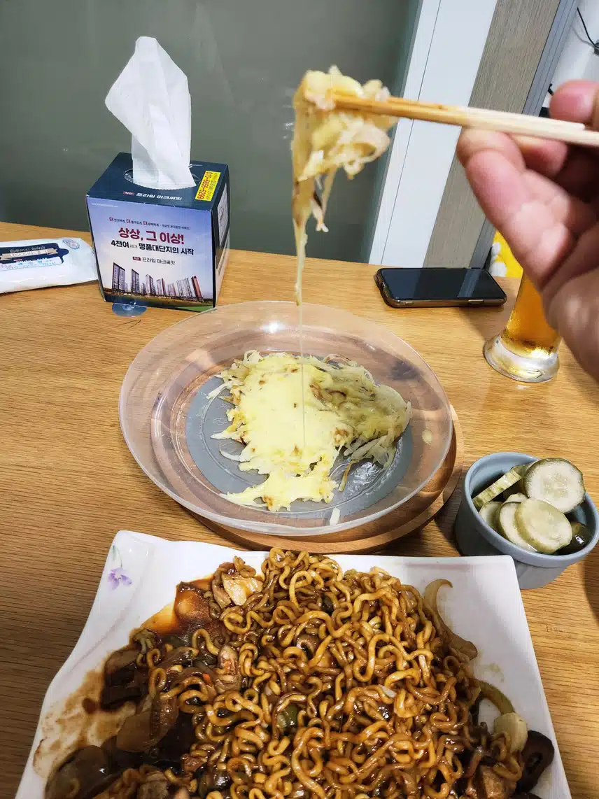 오늘의 안주 짜빠구리와 감자채 치즈전🎵