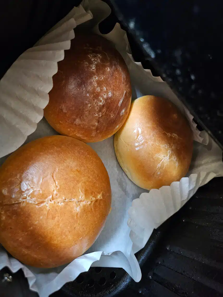 아침은 빵 데워주기😄😄