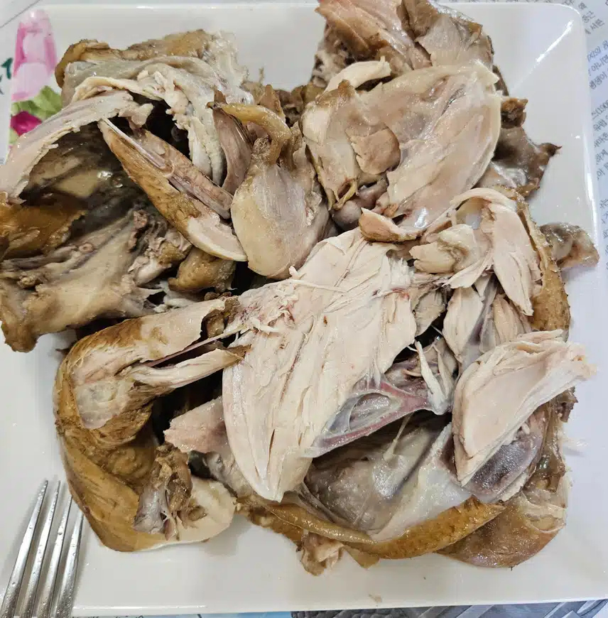 향 가득한 능이버섯 삼계탕으로 🍄‍🟫🐔