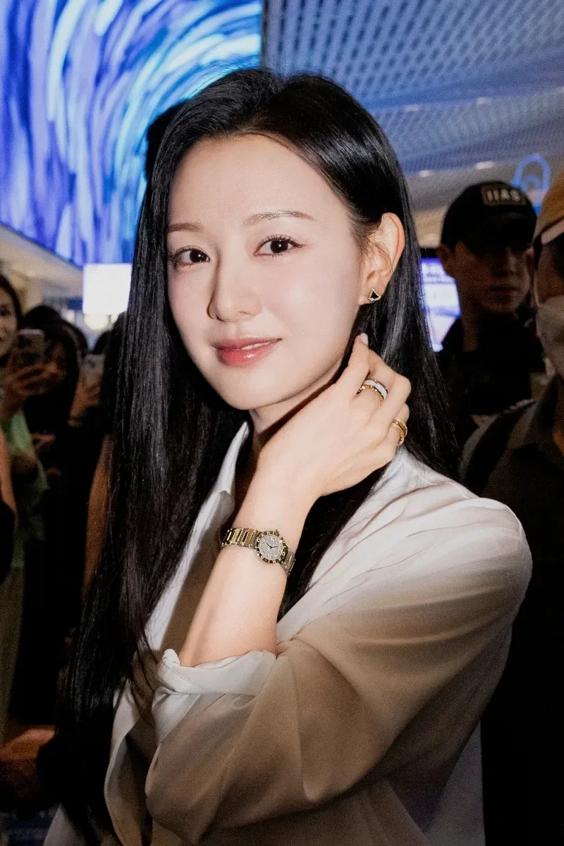 장소불문 시간 불문 완벽한 착장과 비주얼을 보여주네요