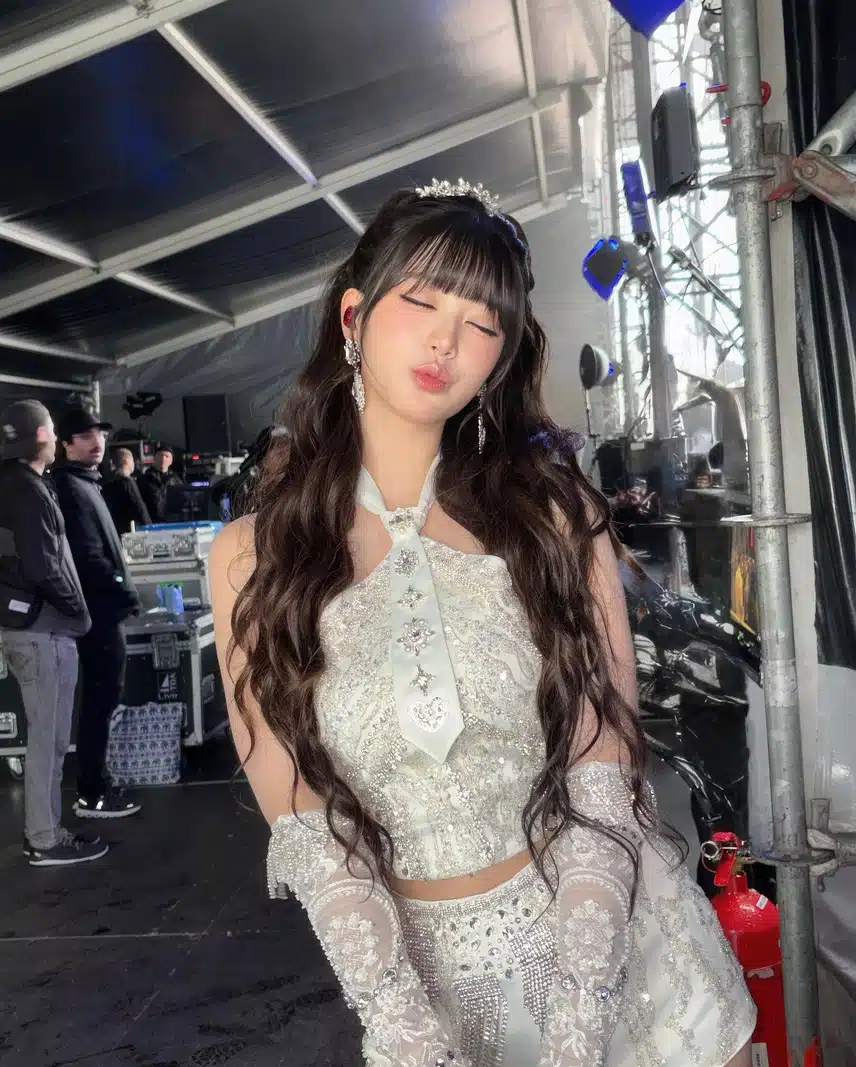 Wonyoung's Instagram is so pretty