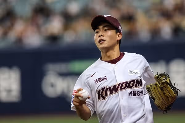 【2025最新】 李珠珢熱戀對象是職棒選手朴秀鍾？一次總整理她男友的所有資訊！