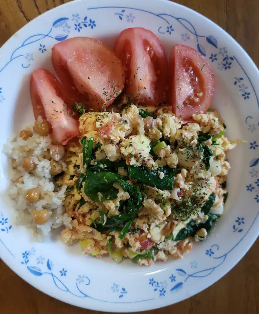 산책 후 단백질 가득하게 🍅🥚
