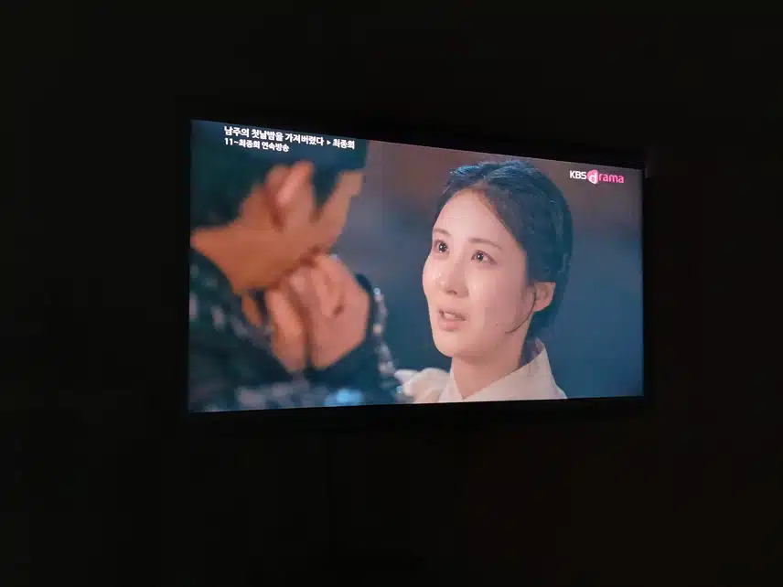 연기를 참 잘해요.