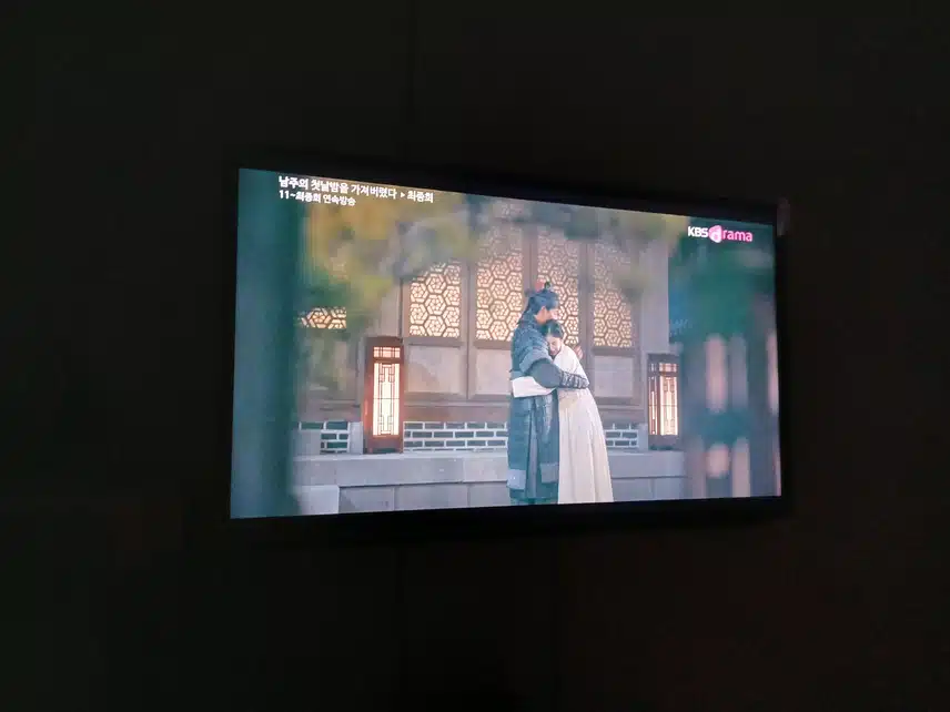 연기를 참 잘해요.