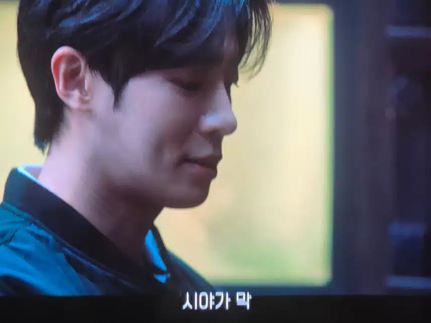성아는 몸을 사리지않고 견우를 보호하며 건강도 나빠진다