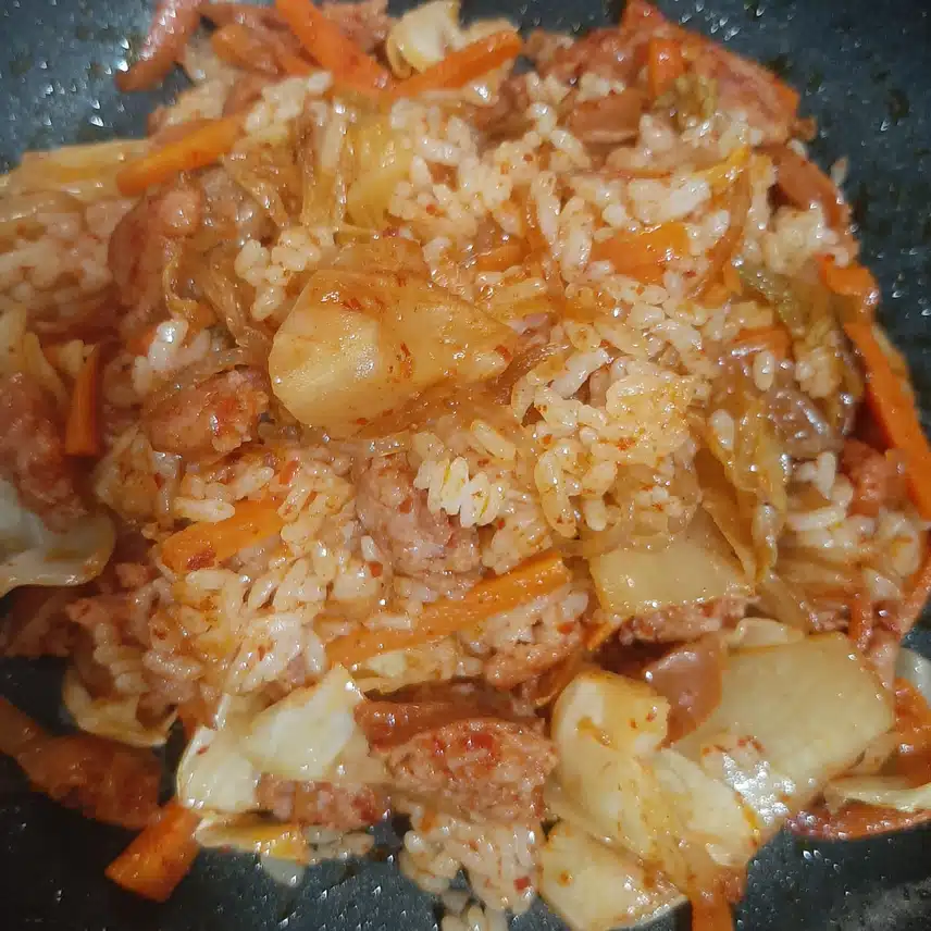 저녁은 볶음밥 먹어요 