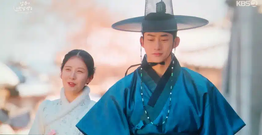 사랑하니 얼굴에서 빛이 나는것 같아요
