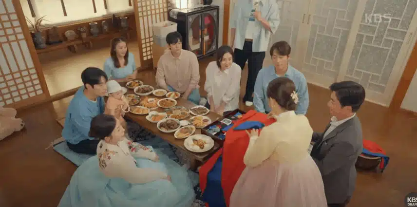 함에서 티셔츠가 나올줄이야~ ㅋㅋㅋ