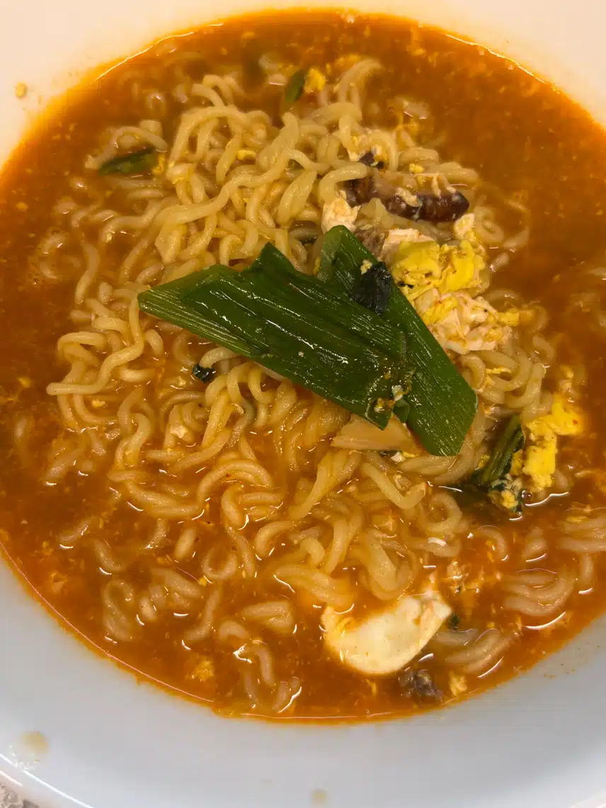 모닝 블랙 신라면
