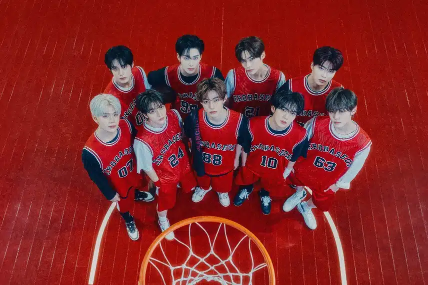 Zero Base One, qui semble tout droit sorti d'une bande dessinée de Slam Dunk [𝐒𝐋𝐀𝐌 𝐃𝐔𝐍𝐊]