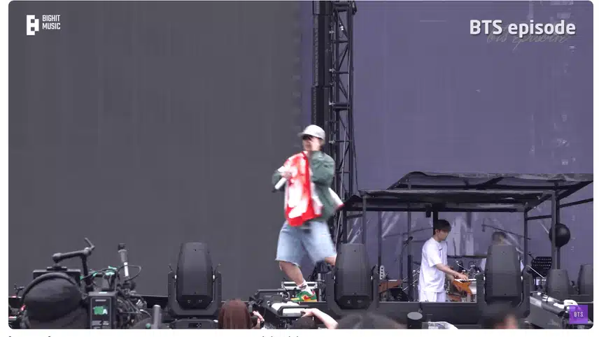 제이홉 무대 준비하는 모습도 너무 열정적이고 멋집니당!