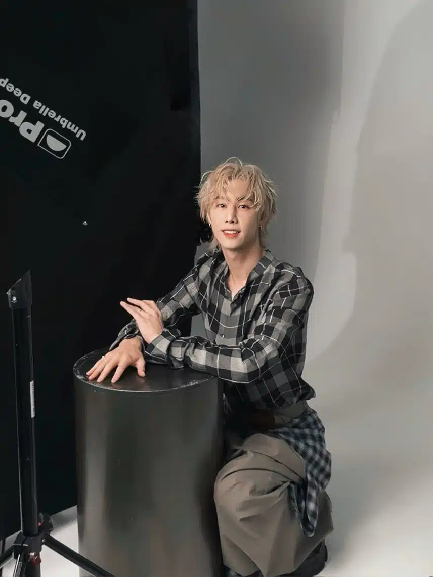 무슨 촬영일까요?? 마크 인별 업뎃 💚