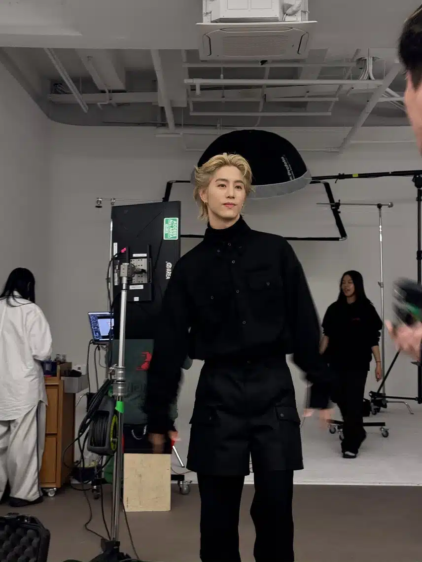 무슨 촬영일까요?? 마크 인별 업뎃 💚