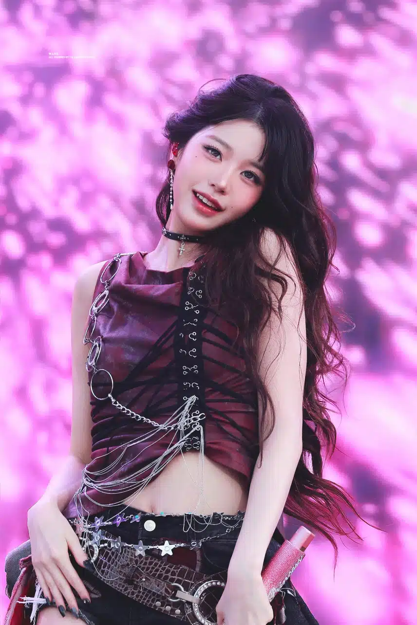 Jang Won-young of Paris, the pretty Lollapalooza that you can see every time you look at it