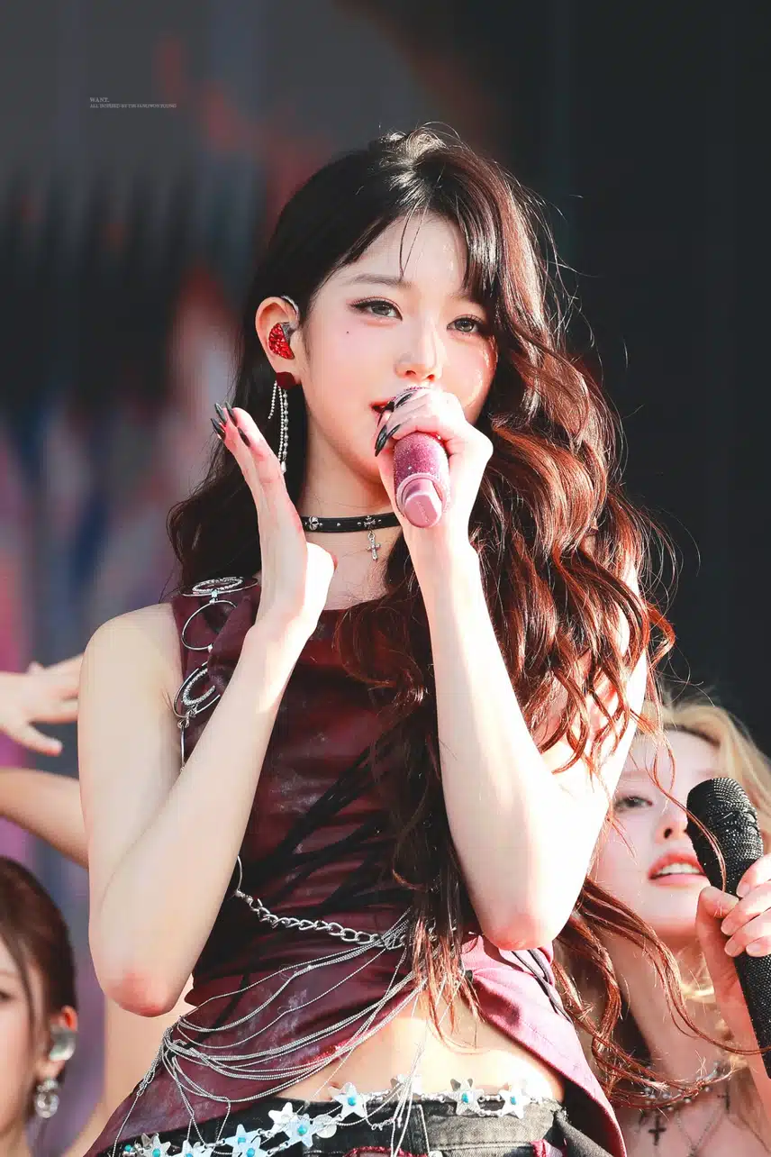 Jang Won-young of Paris, the pretty Lollapalooza that you can see every time you look at it