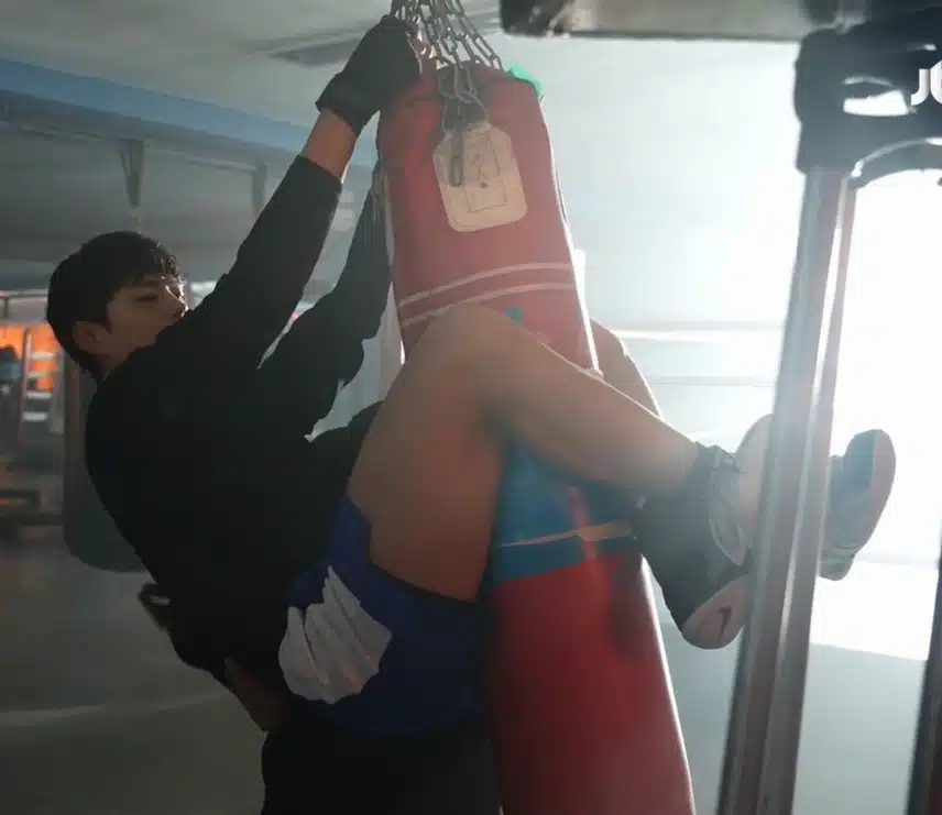 허벅지가 와.. 정말 놀랍습니다 