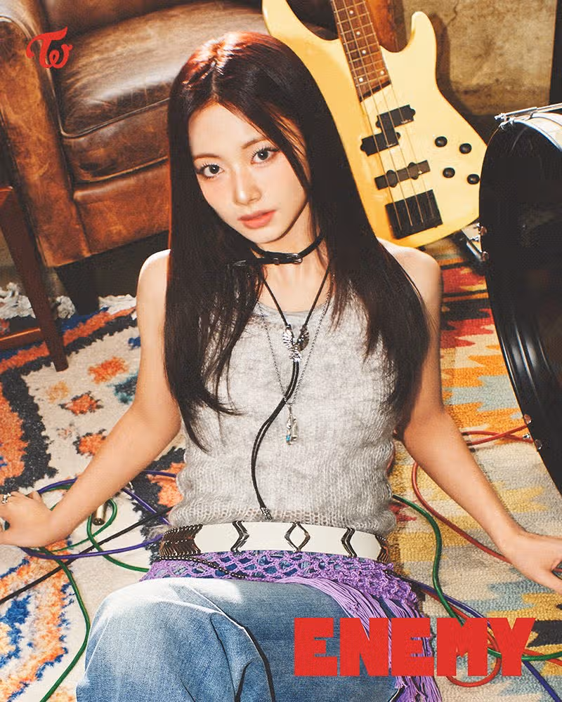Japanese regular 6th album 『ENEMY』 concept photo B