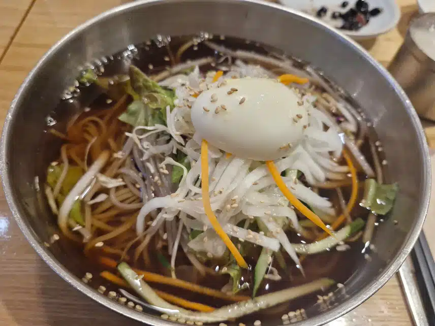 시원한 메밀국수 먹었어요
