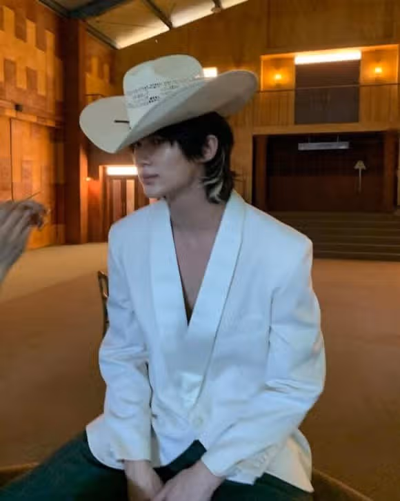 Now you're wearing a cowboy hat and a jacket.