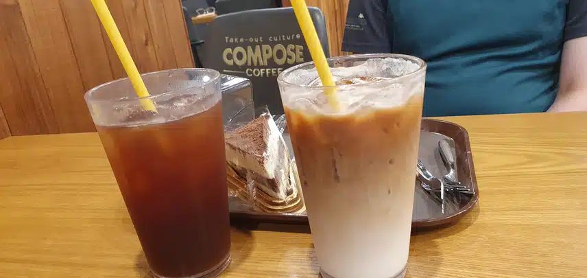 카페에 갔어요!