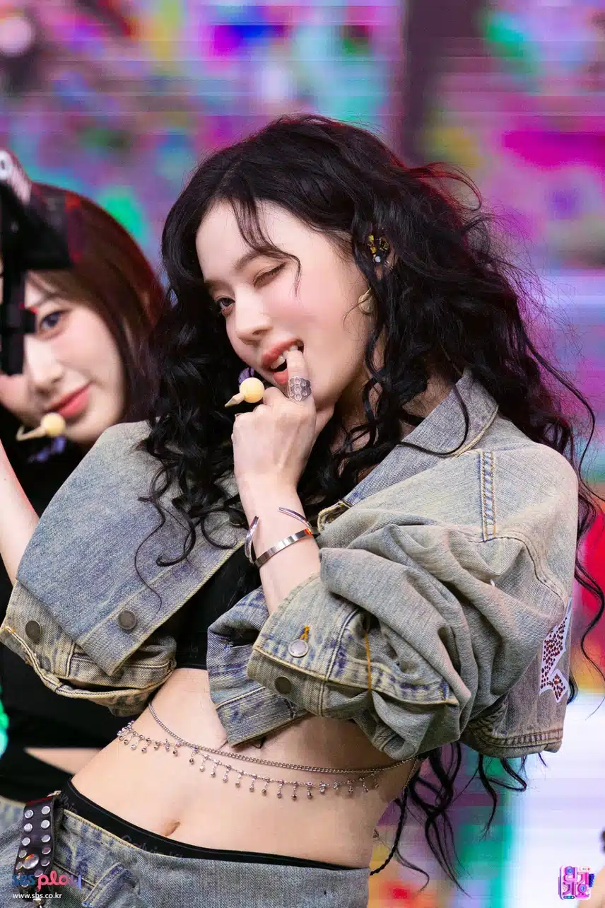 Winter, this Hemeko was really perfect on Inkigayo
