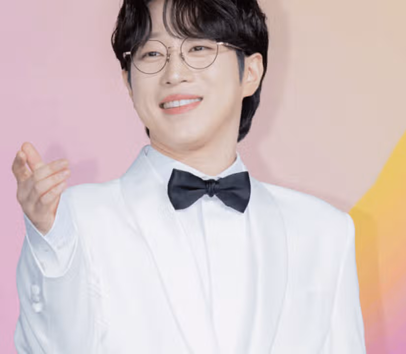 안성훈님 2025밀양 수퍼 페스티벌 참여해 공연을 해요 