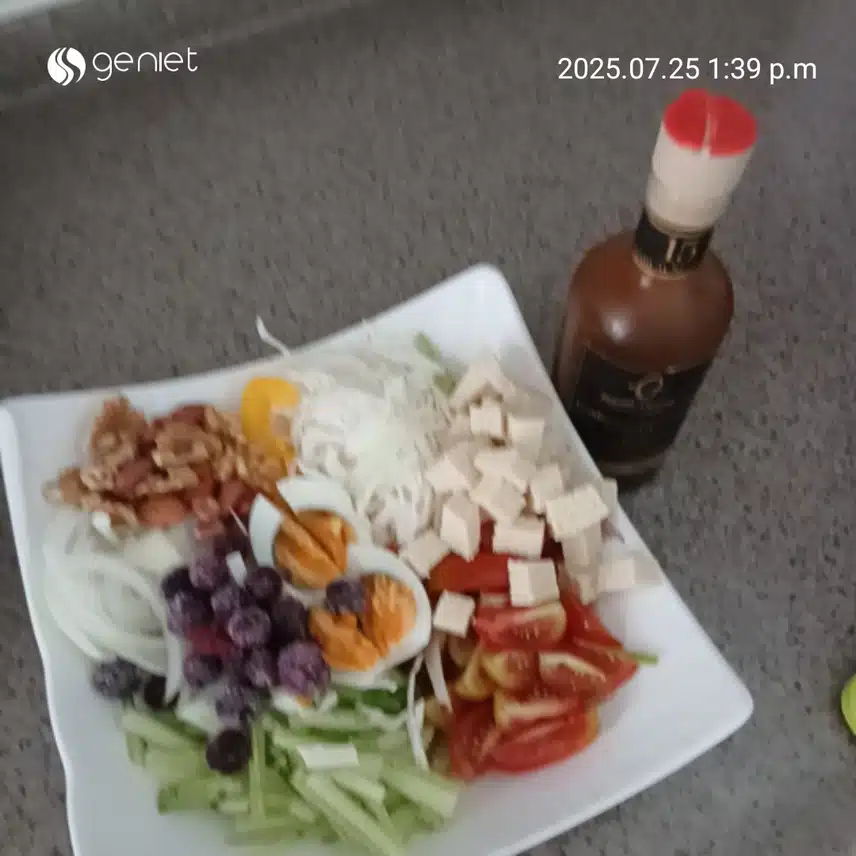 나만의 다이어트 레시피-야채와 두부, 견과류를 활용한 샐러드