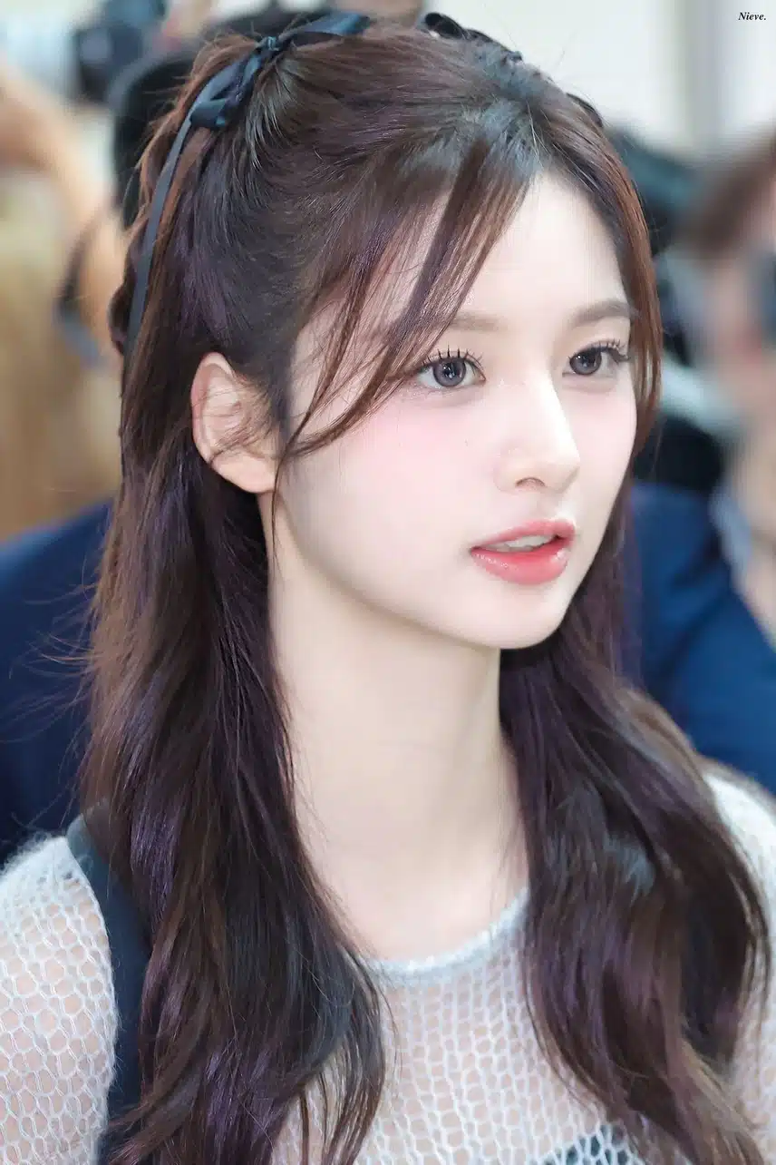 Seol-yoon, yang meninggalkan negaranya tahun lalu karena jadwal KCON-nya