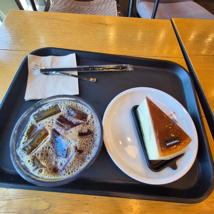 시원하게 커피한잔 ~