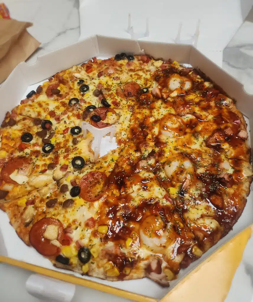 치즈쭈욱~반반피자 🍕 
