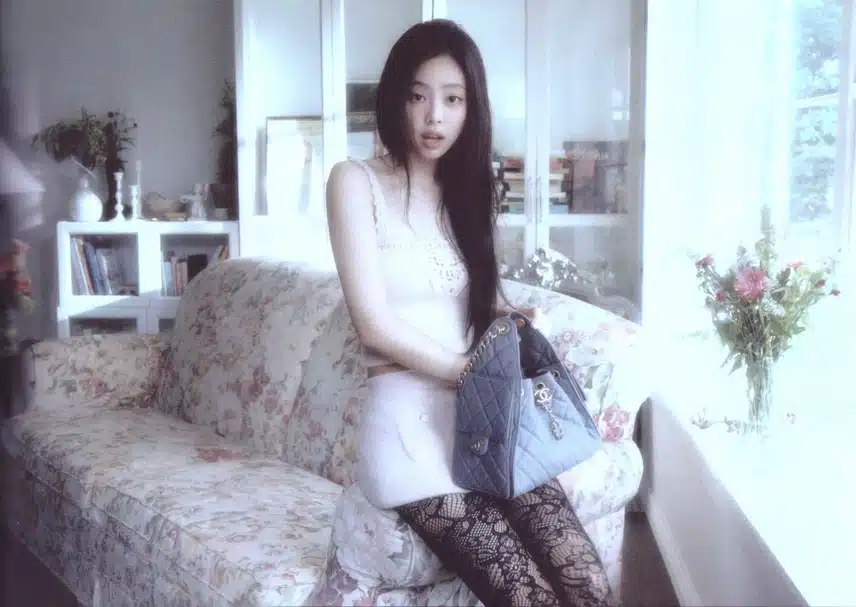 😍Scansione fotografica di Jennie Elle Korea Chanel