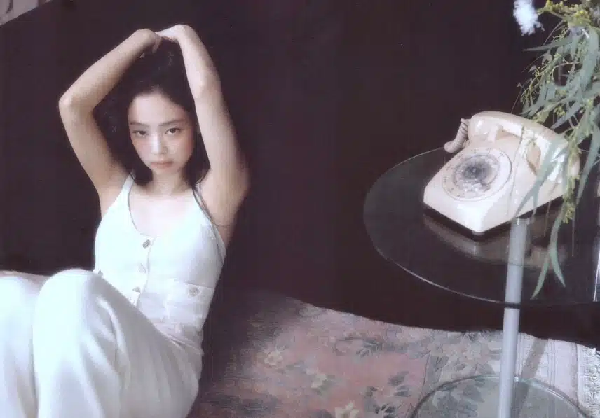 😍Scansione fotografica di Jennie Elle Korea Chanel